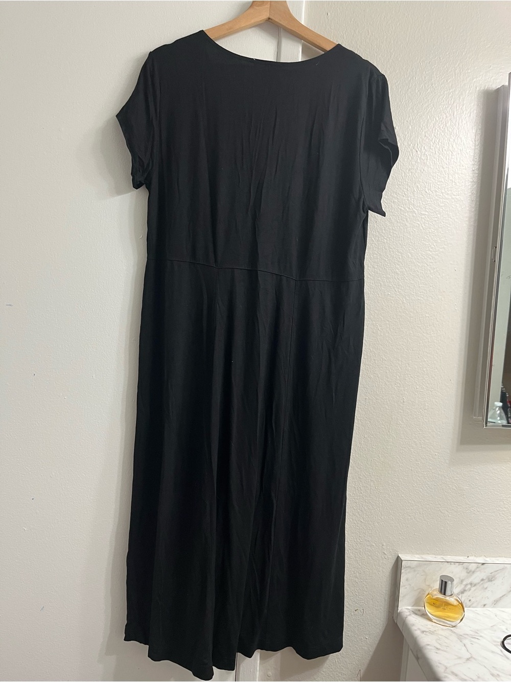 Garnet Hill Black V-Neck Maxi Dress - Picture 3 of 4